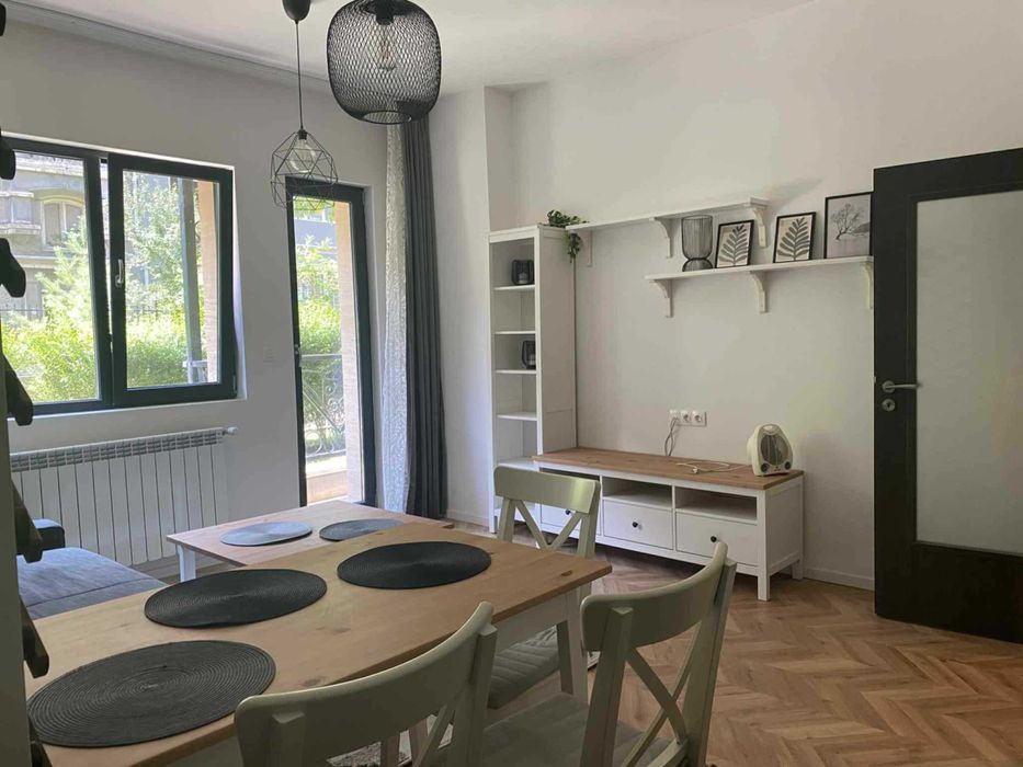 Дава се под наем Двустаен апартамент в София, Лагера - 70 кв.м за 663 € - Снимка #1