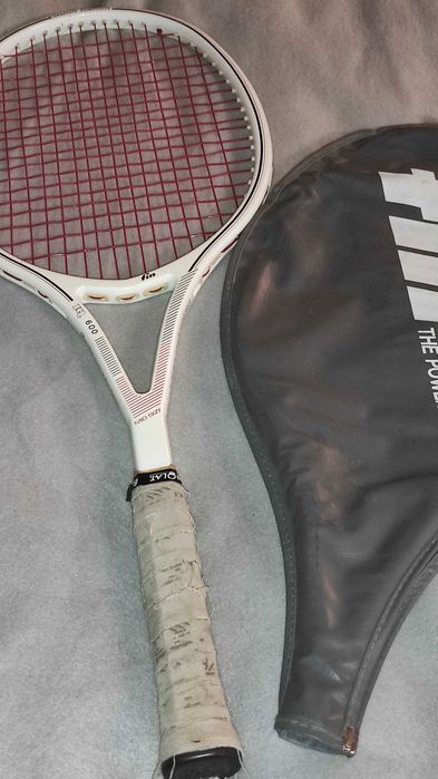 RACHETE TENIS CAMP  romanesti si straine