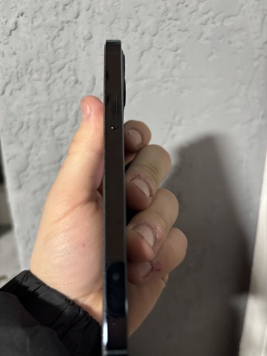 Продам iphone 12 pro