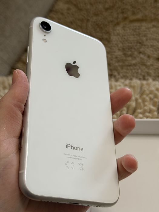 Продам iphone xr 128 gb