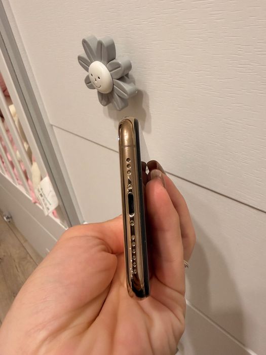 Iphone xs gold 64gb