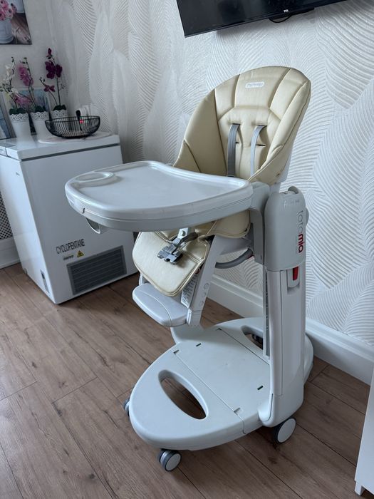 Стульчик для кормления peg perego