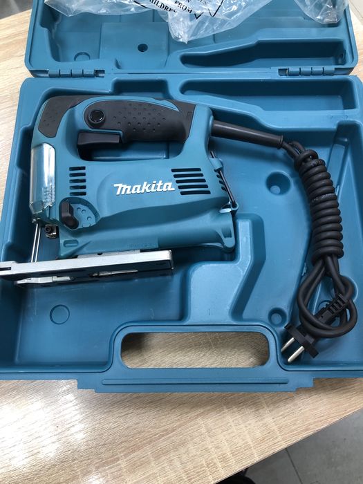 лобзик Makita 4329 A4
