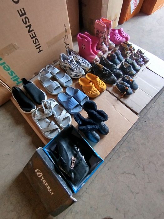 Детская и взрослая обувь