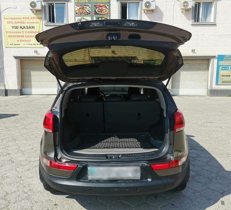 Продам автомобиль Kia Spirtage