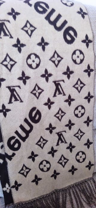 Eșarfă louis Vuitton