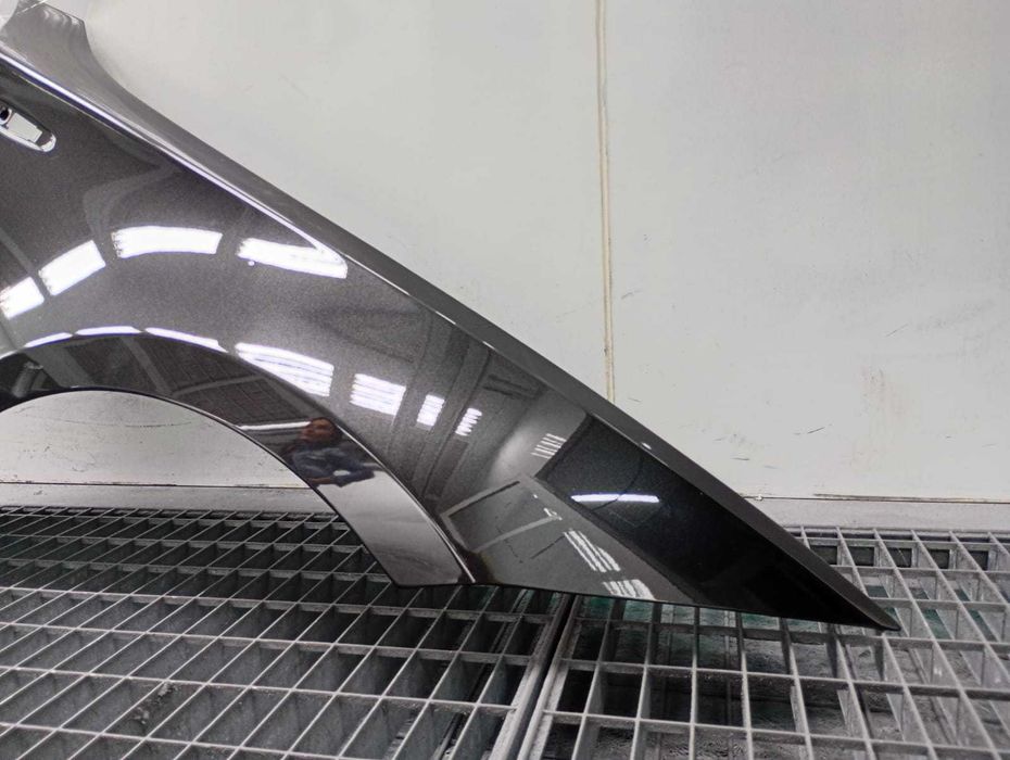 Aripa Fata Dreapta BMW E81 E87 An 2003-2010 (475 (Negru))