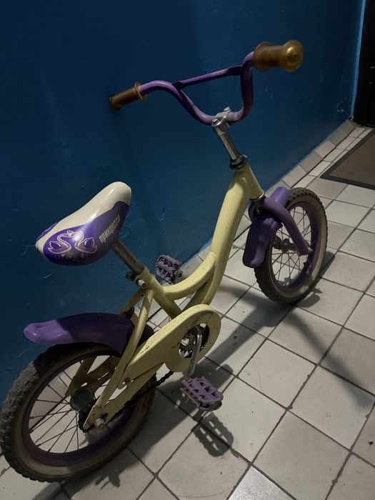 Прлдам детский велосипед