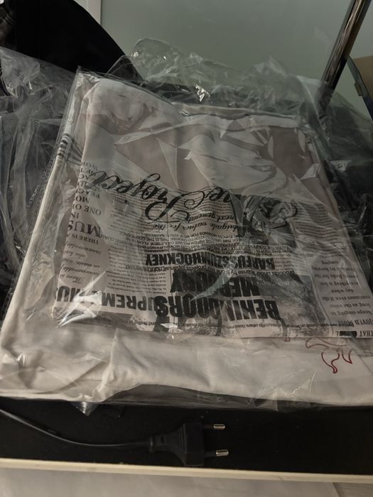 Archive 00’s japanese y2k longsleeve