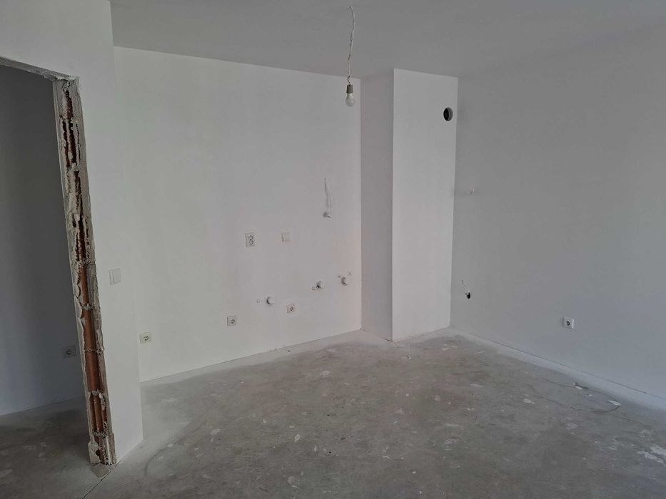 Продава се Двустаен апартамент в София, Център - 76 кв.м за 1336 €/кв.м - Снимка #1