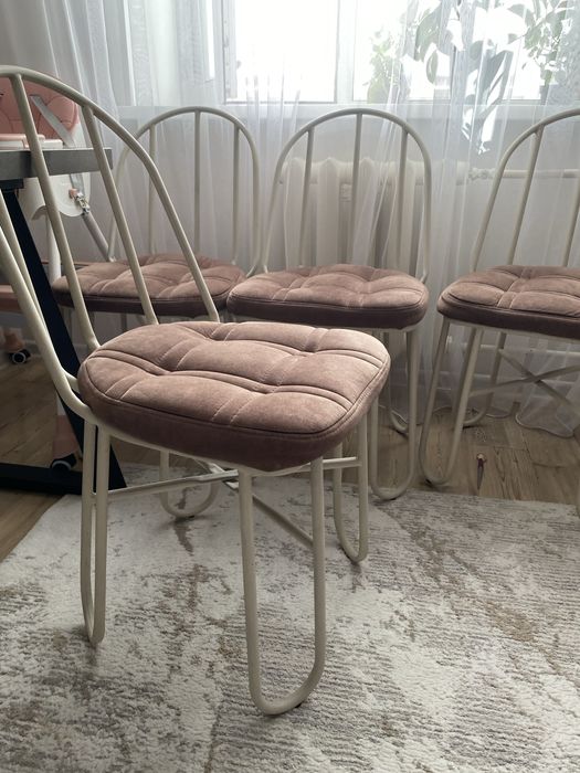 Стулья в хорошем состоянии