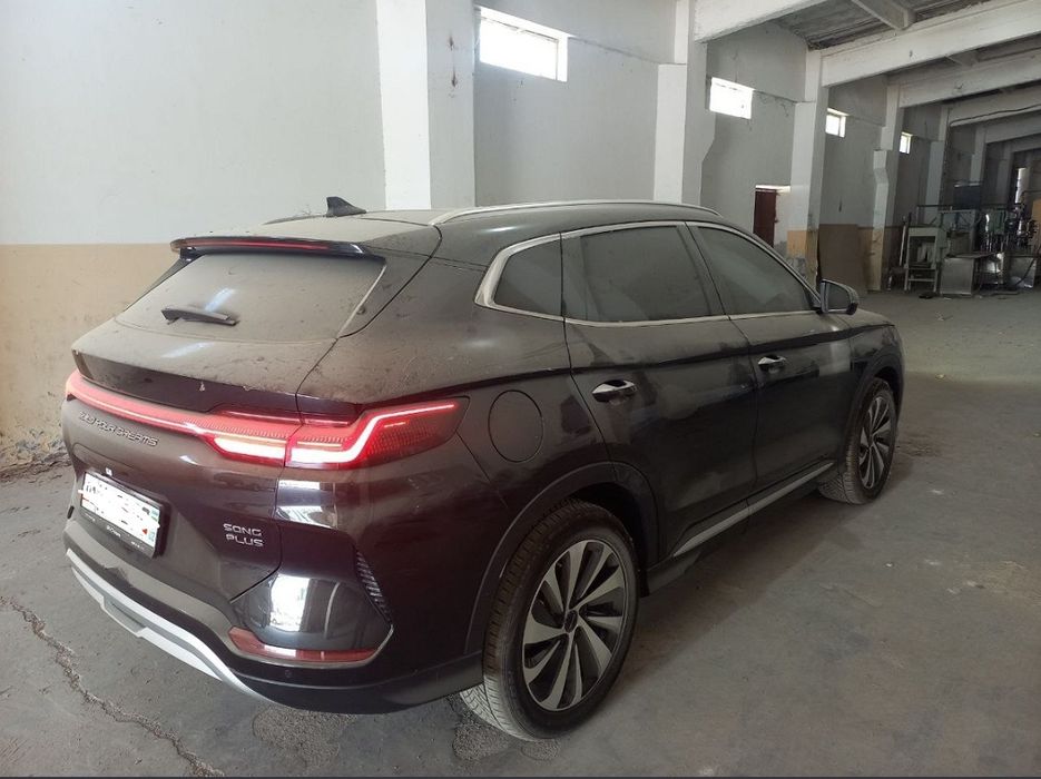 BYD Song plus chempion DM-I 2024