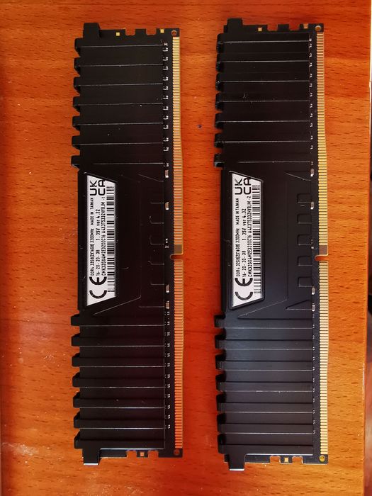 подавам рам памет corsaire vengeance LPX 2x16 GB