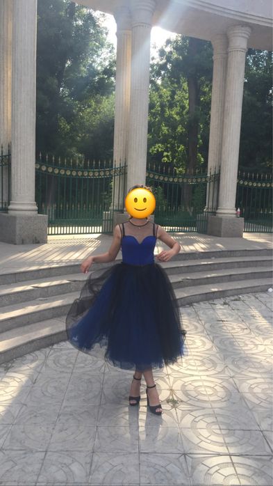 ‪ Вечерние платья.