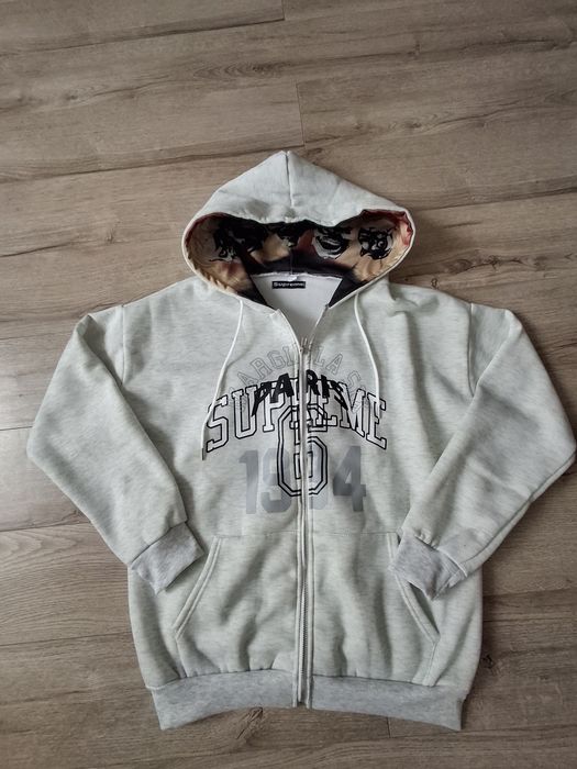 supreme - Haine barbati | OLX.ro