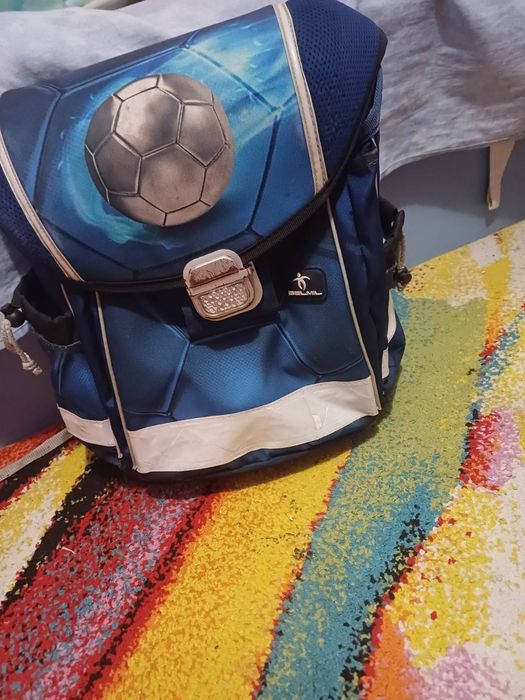 Ергономична ученическа раница-кутия Belmil Pixel за деца от 6 до 9г