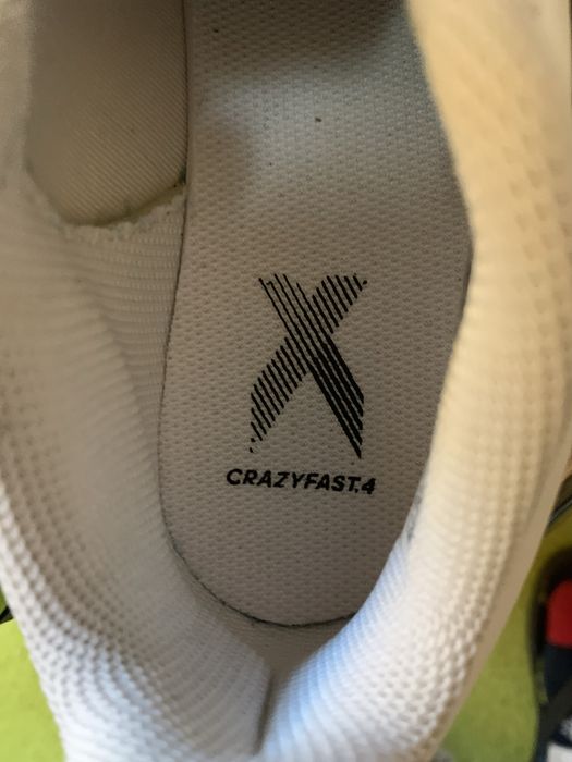 Футболни обувки Адидас