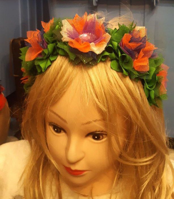 Ободок с цветами