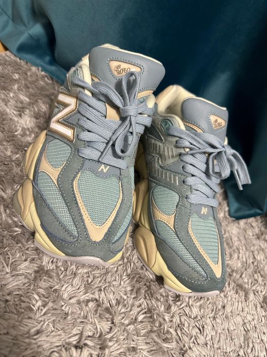 Adidasi new balance 9060