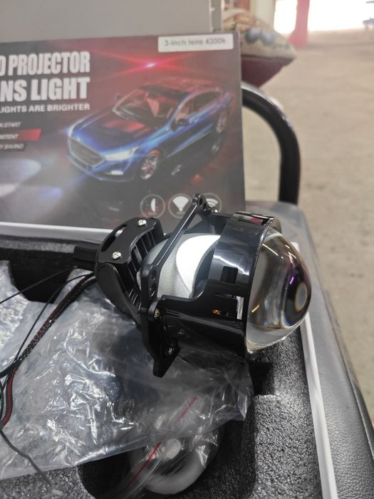 Один новый bi led модуль. 4300K