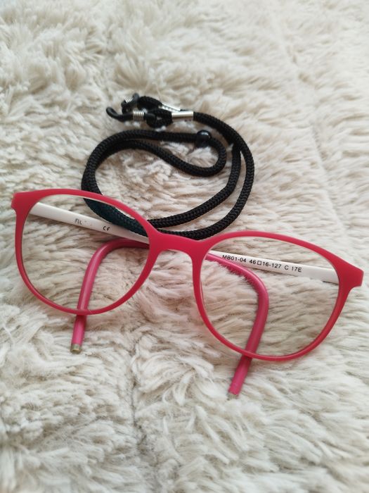 Детски диоптрични рамки + връзки