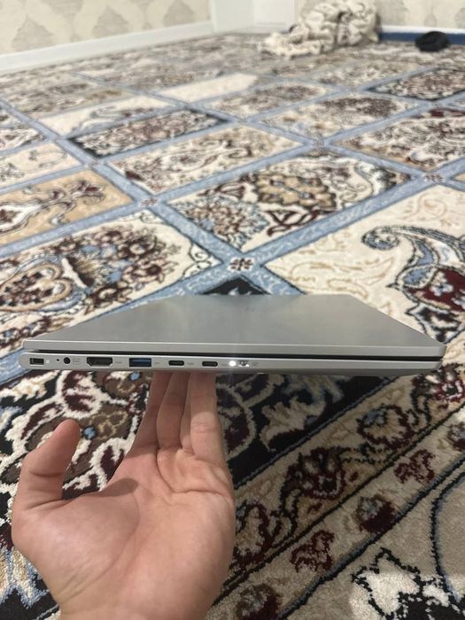 Acer notebook sotiladi