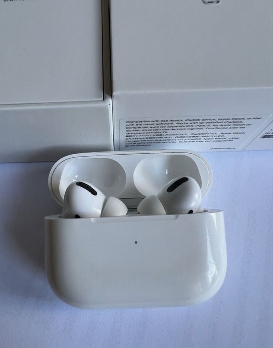 Чисто нови Apple AirPods Pro 2 (Второ Поколение)