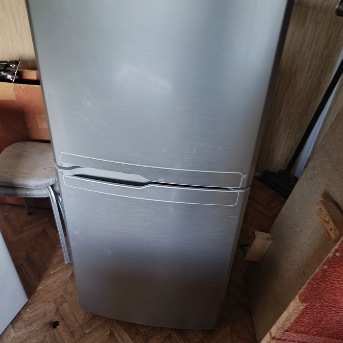Продам холодильник самсунг