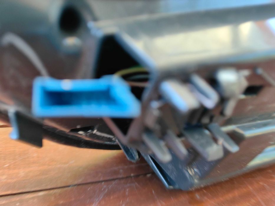 Десен вътрешен стоп за BMW X5 F15 / БМВ Х5 Ф15 със забележка