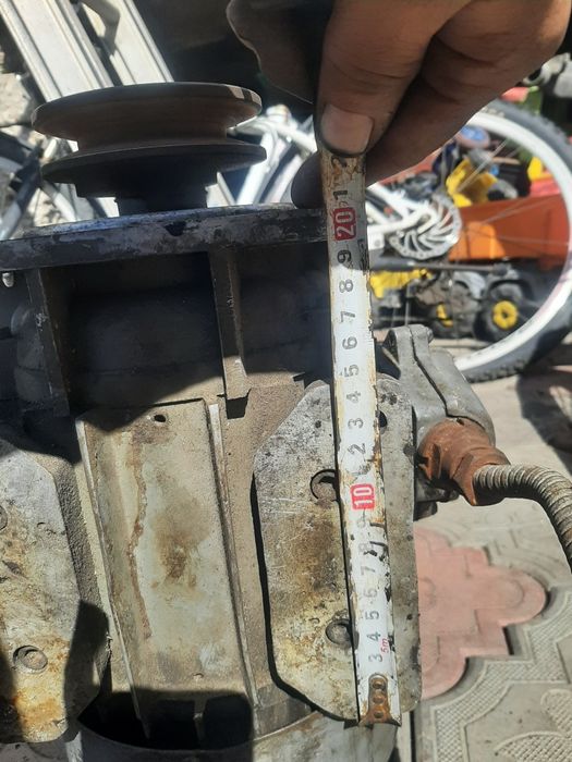 Электродвигатель, электро-двигатель