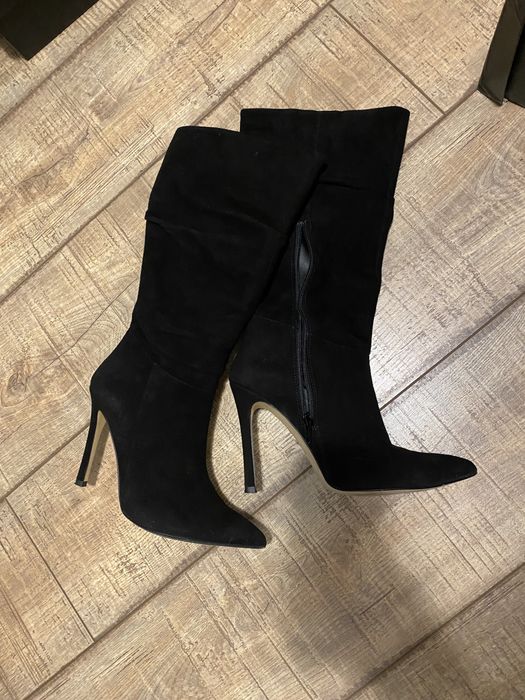 Cizme Benvenutti, piele întoarsă, in stare perfecta