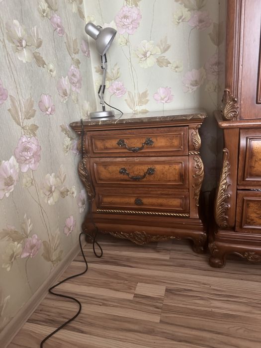 Спальный гарнитур