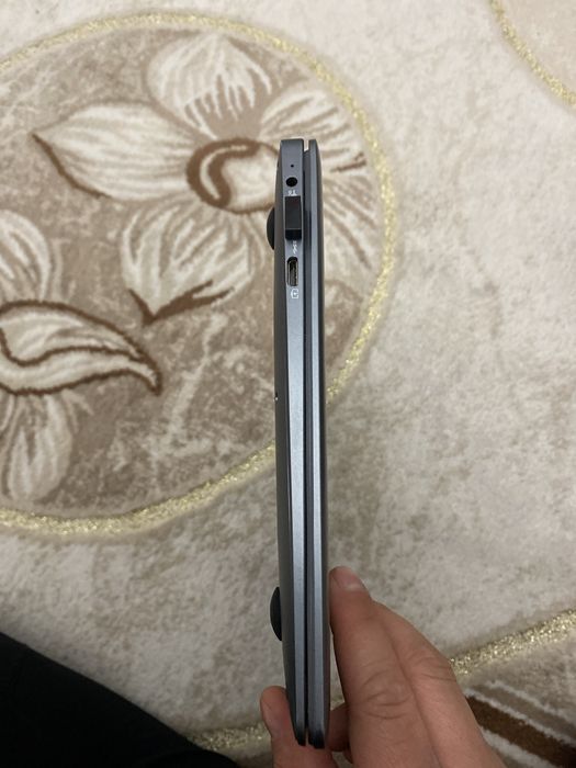 Ноутбук сатылады