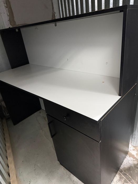 Продам стол  тумба