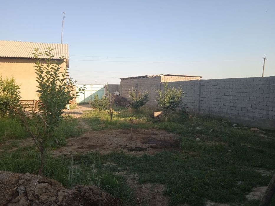 участка сотилади. 5соток