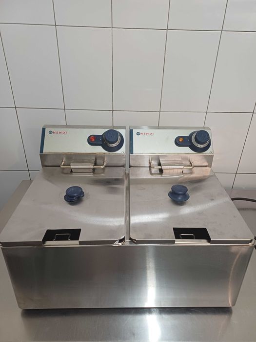 Vand friteuza electrica