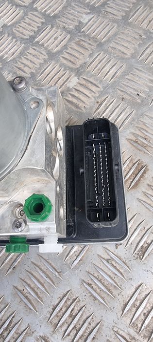 Pompa abs mercedes C300e hybrid