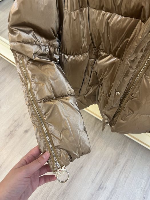 Продам куртку Pinko демисезон