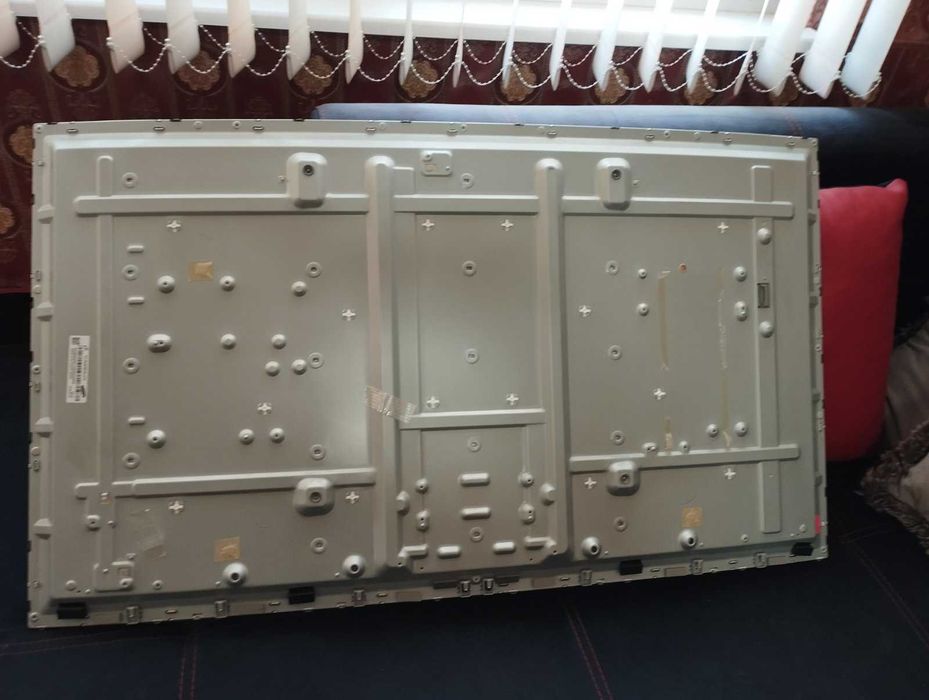 Samsung UE48J6350SU - 48 инча