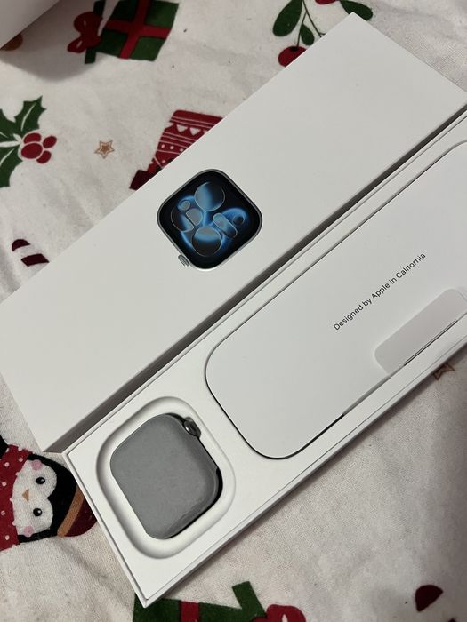 Apple Watch 11 GPS, Carcasa Space Grey Aluminium 42mm