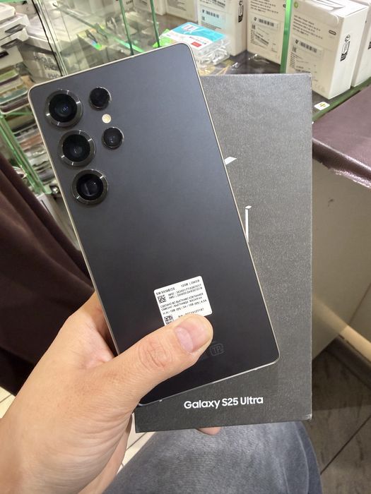 Samsung S25 ultra 12/256 gb