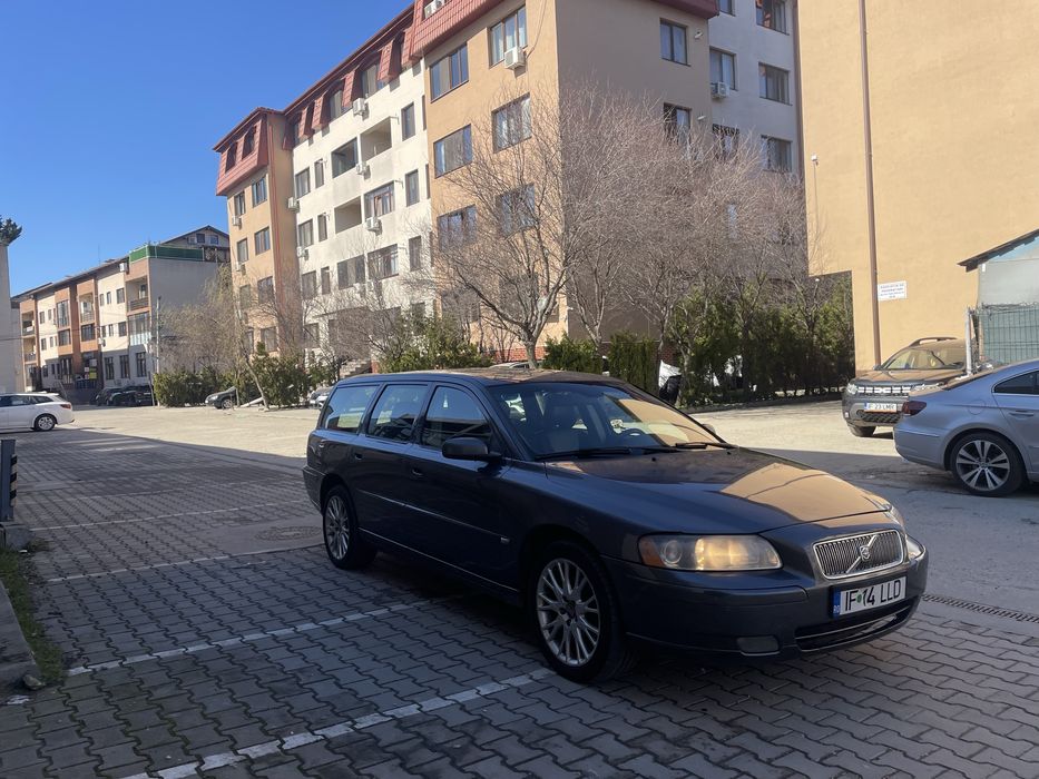 2005 Volvo V70 D5 , 185 cp, 6 viteze manual, stare Buna !
