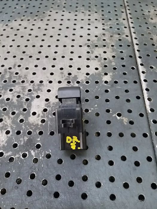 Buton geam electric dreapta fata nissan qashqai j10 nj10 jj10e 25411br00a