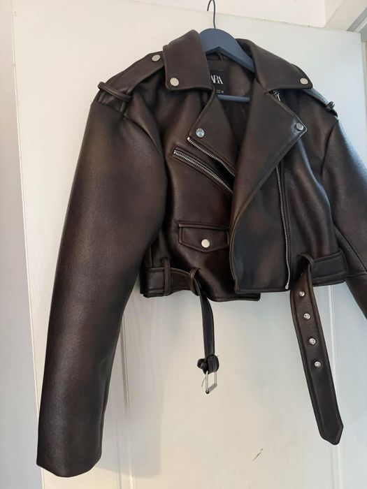 Кожено яке Zara.