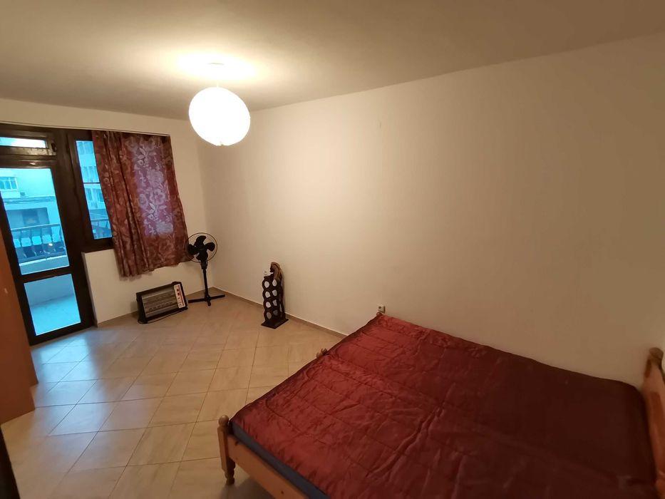 Дава се под наем Двустаен апартамент в Бургас, Възраждане - 68 кв.м за 357 € - Снимка #3