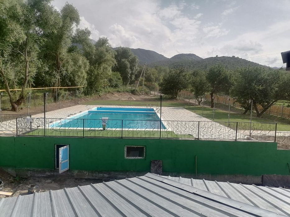 Коттедж посуточно, Дом с бассеном