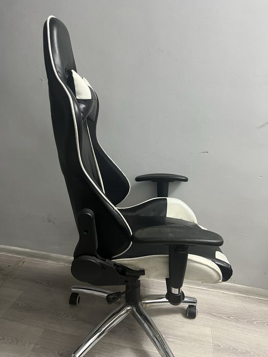 Продам Игровое кресло