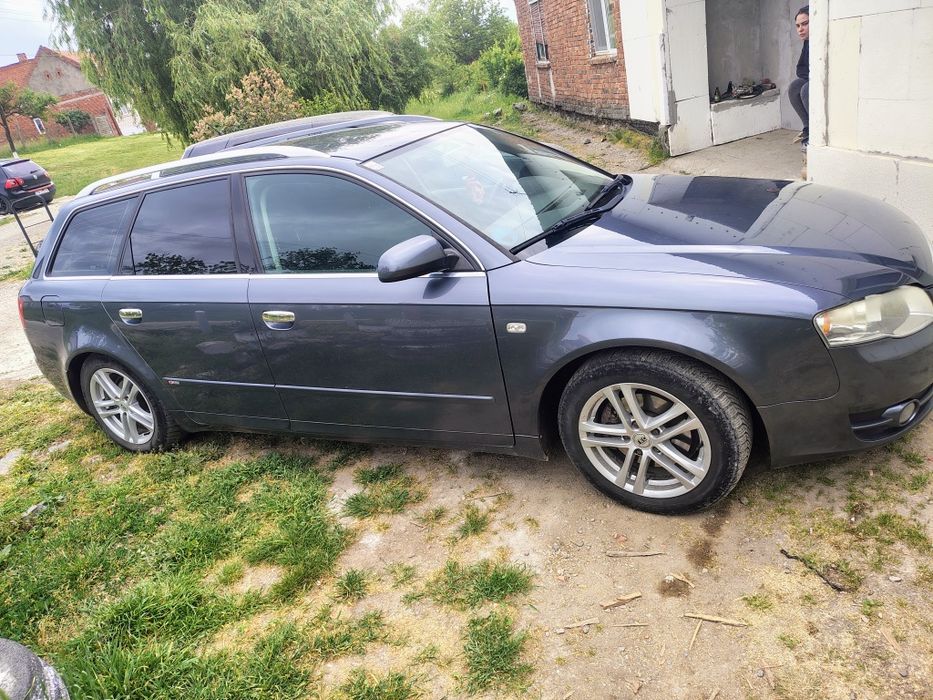 Vând audi A4 b7 2.0 tdi