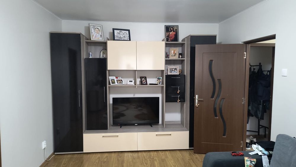 Proprietar Vand Apartament 3 Camere