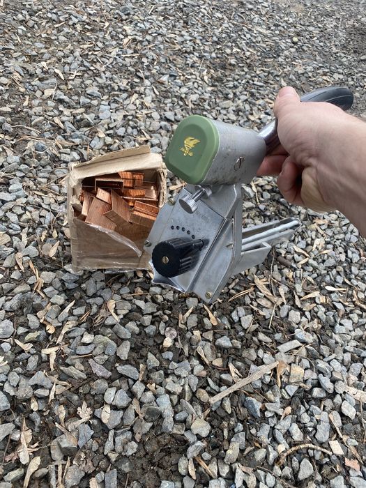 Степлер для картона